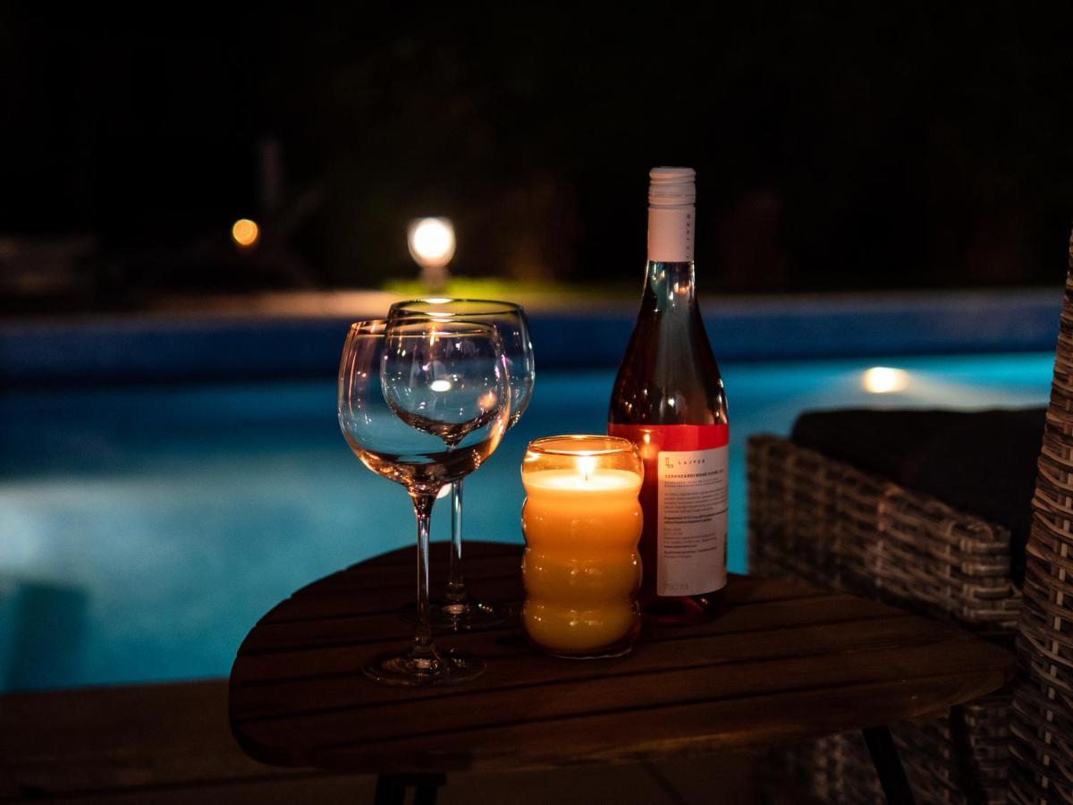 Fuege Villa Luxury & Wellness Balatonfured Bagian luar foto