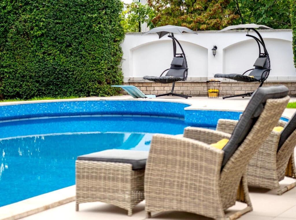 Fuege Villa Luxury & Wellness Balatonfured Bagian luar foto