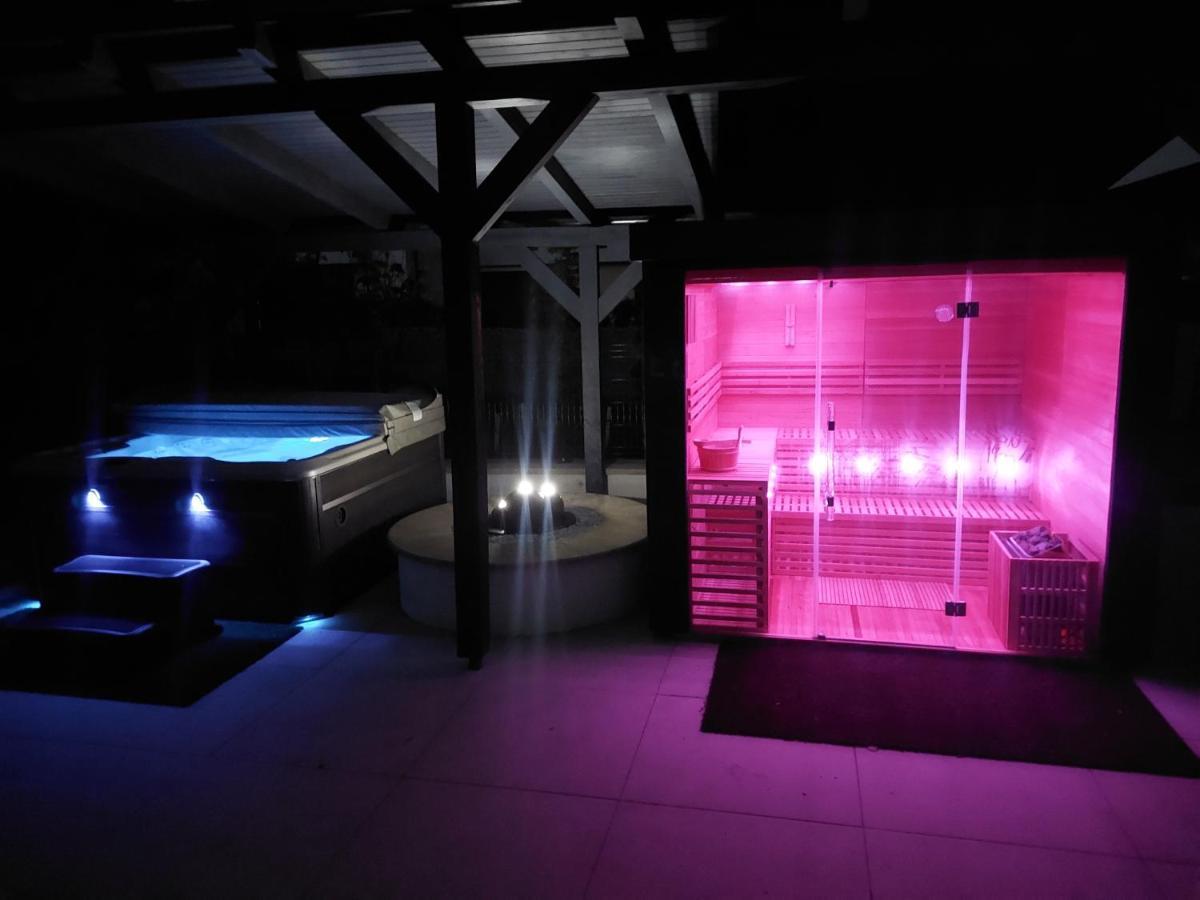 Fuege Villa Luxury & Wellness Balatonfured Bagian luar foto