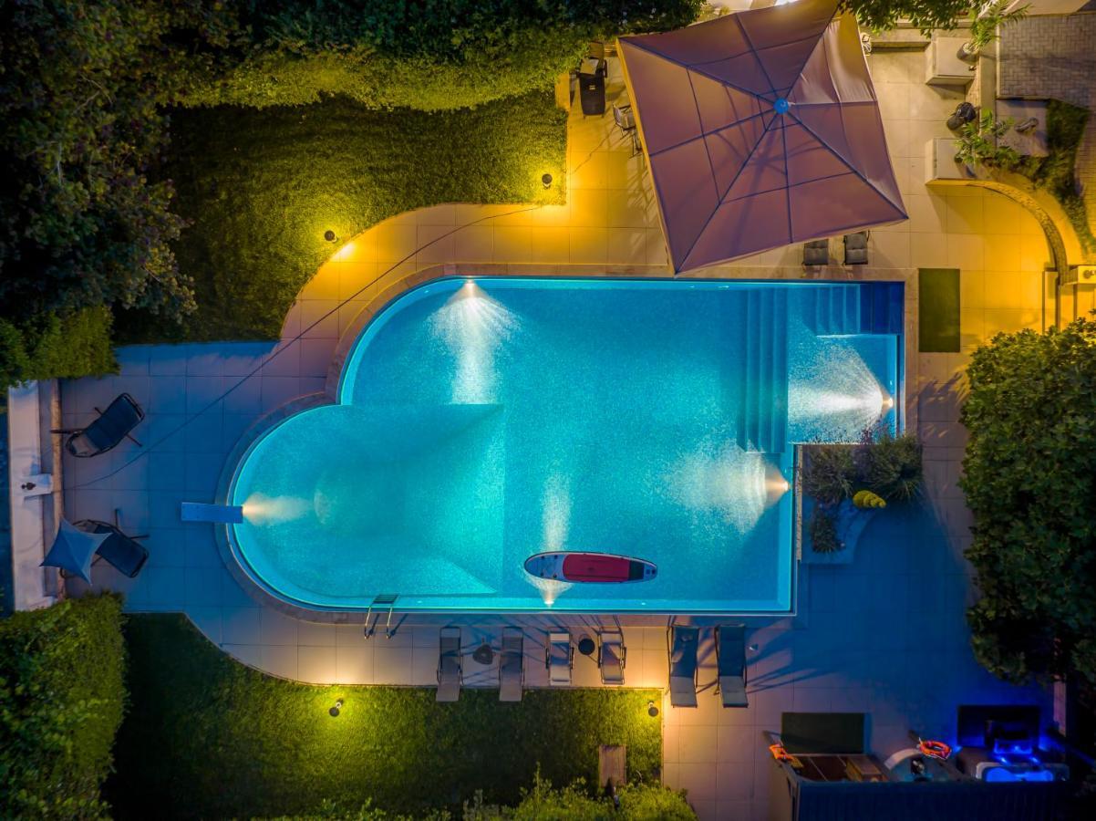 Fuege Villa Luxury & Wellness Balatonfured Bagian luar foto