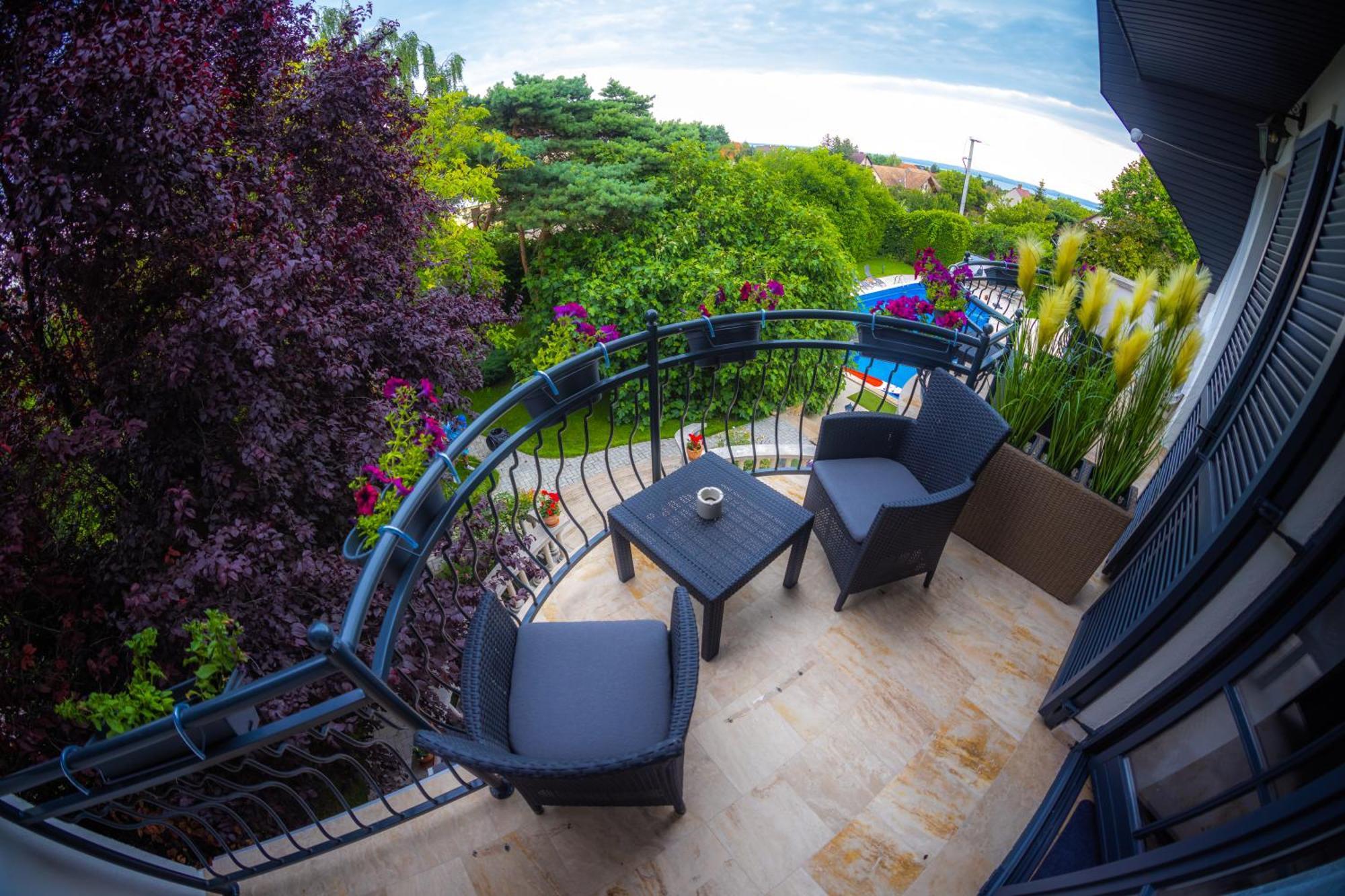 Fuege Villa Luxury & Wellness Balatonfured Ruang foto