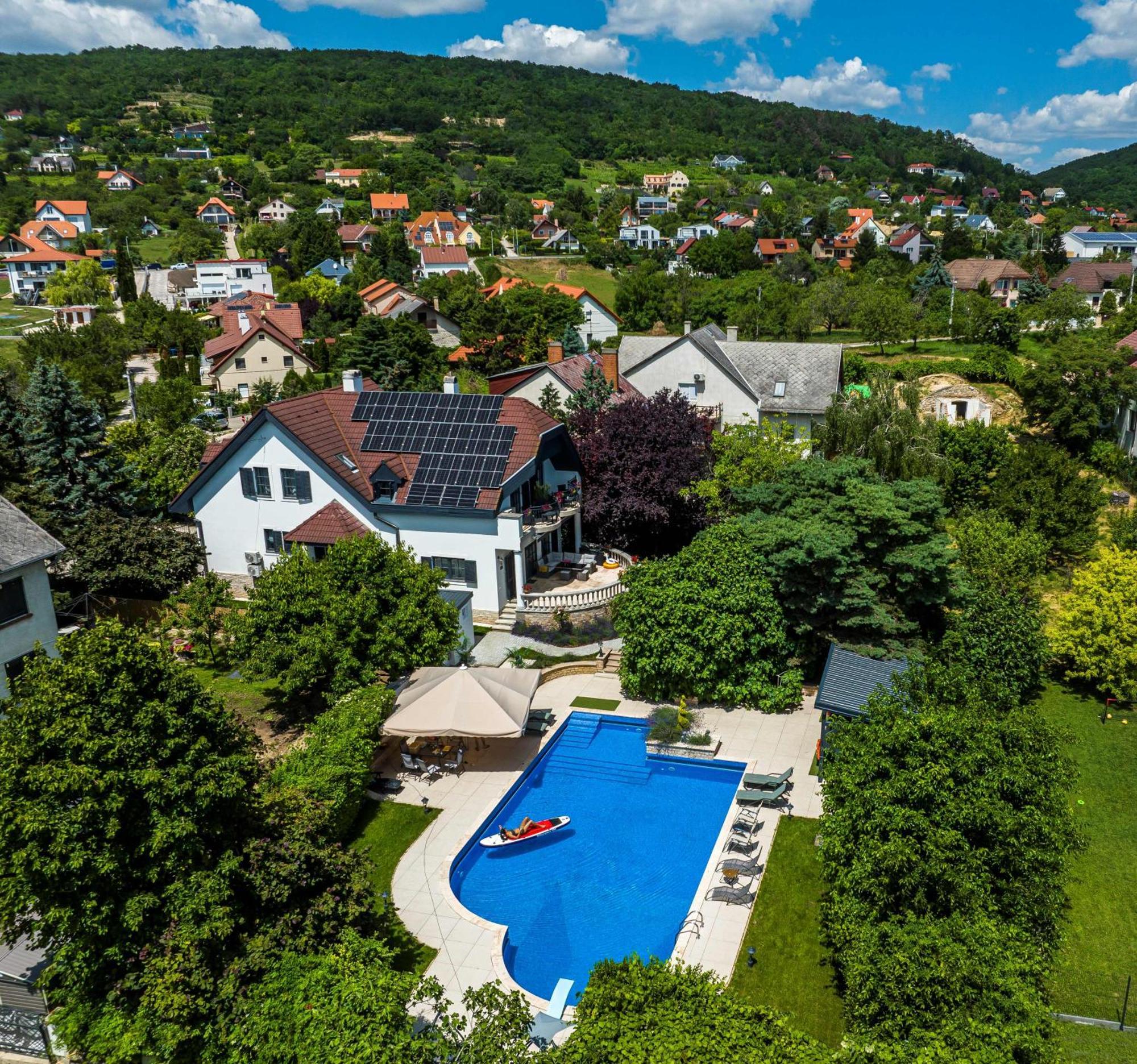 Fuege Villa Luxury & Wellness Balatonfured Bagian luar foto